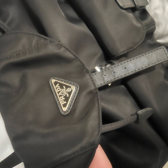 Prada backpack - Picture 4 of 9
